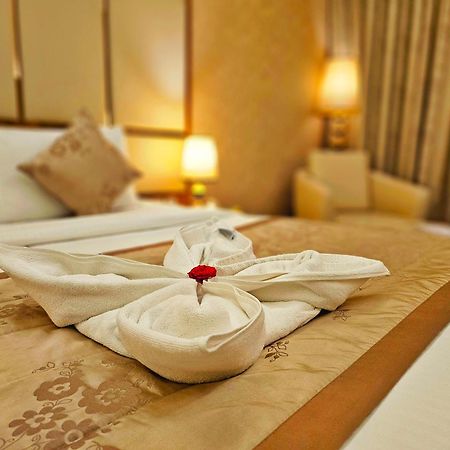 Uva Meridian Bay Resort & Spa Kundapura Buitenkant foto