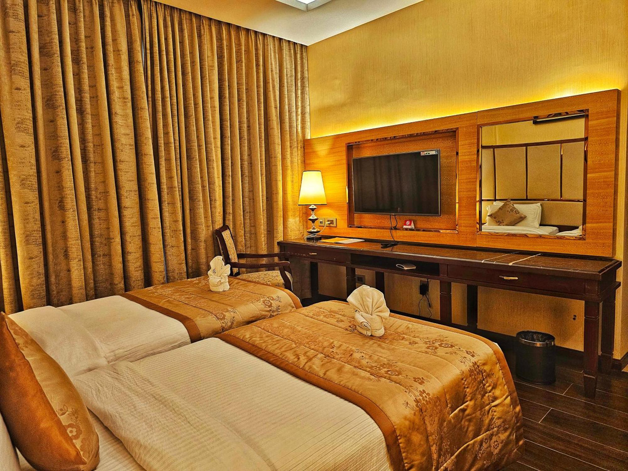 Uva Meridian Bay Resort & Spa Kundapura Buitenkant foto