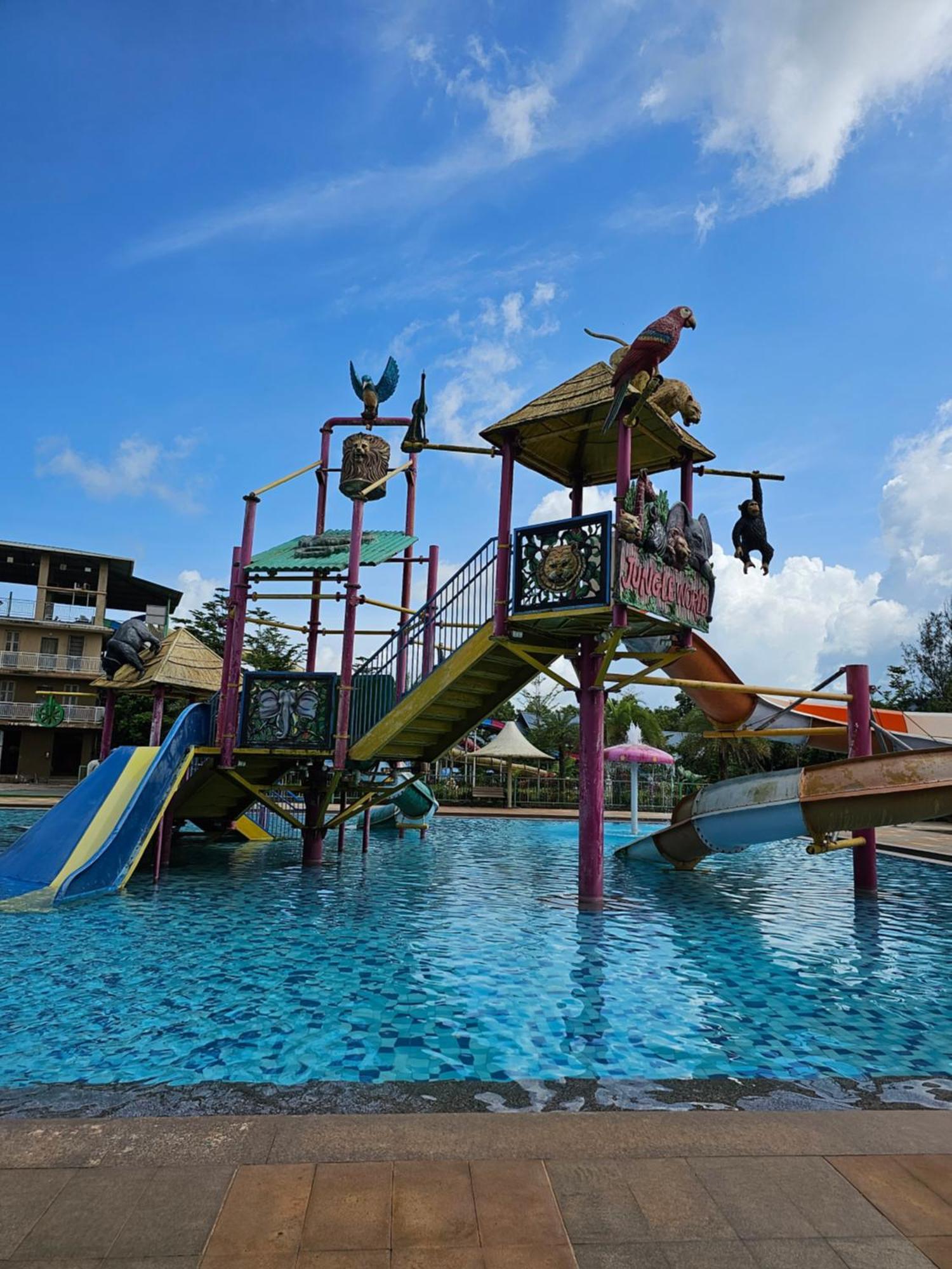 Uva Meridian Bay Resort & Spa Kundapura Buitenkant foto