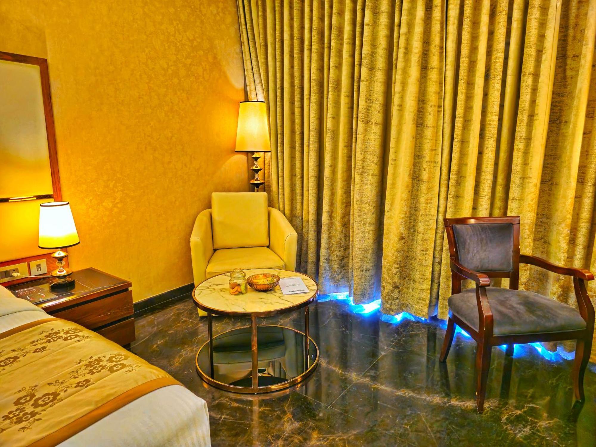 Uva Meridian Bay Resort & Spa Kundapura Buitenkant foto
