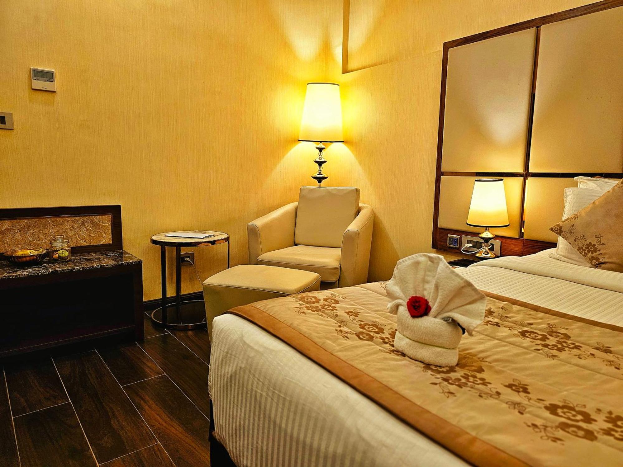 Uva Meridian Bay Resort & Spa Kundapura Buitenkant foto