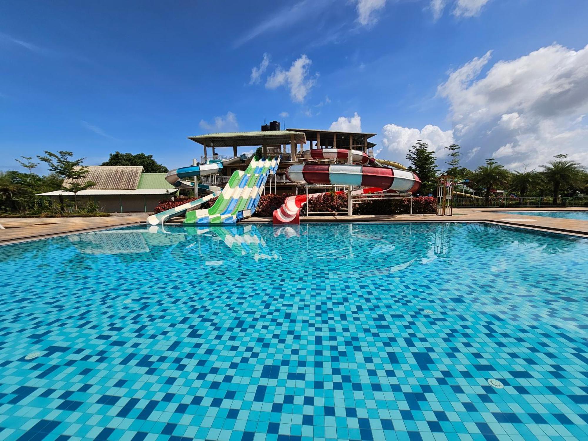 Uva Meridian Bay Resort & Spa Kundapura Buitenkant foto