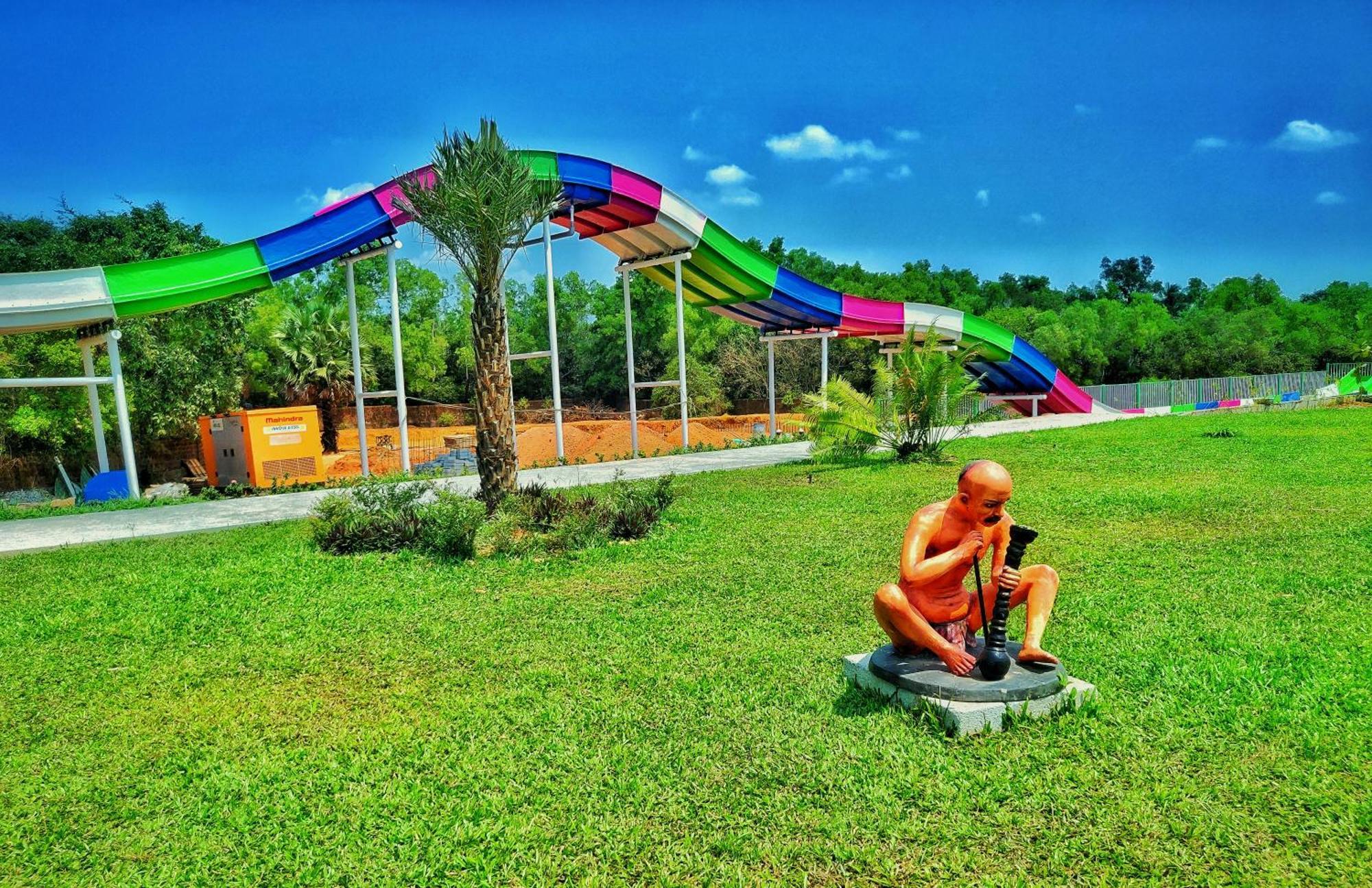 Uva Meridian Bay Resort & Spa Kundapura Buitenkant foto