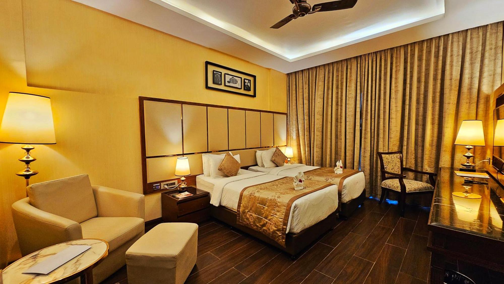 Uva Meridian Bay Resort & Spa Kundapura Buitenkant foto